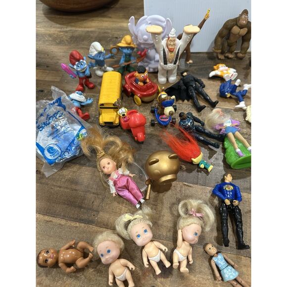 Lot Of 80+ Mixed Small Toys And Figures - Mcdonalds, Disney & More! Ships Free - Picture 2 of 8
